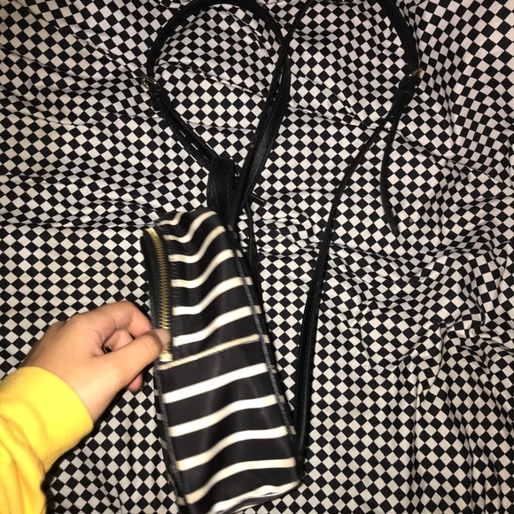 Kate Spade Purse - Picture 2 of 5